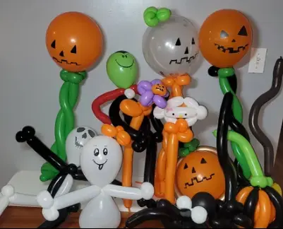Balloon sword and shield